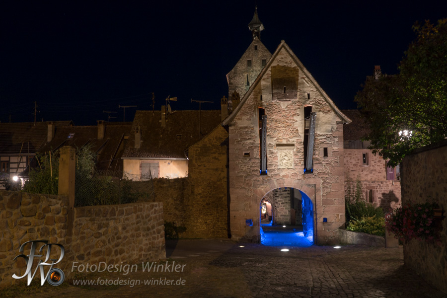 Impressionen aus Riquewihr bei Nacht
