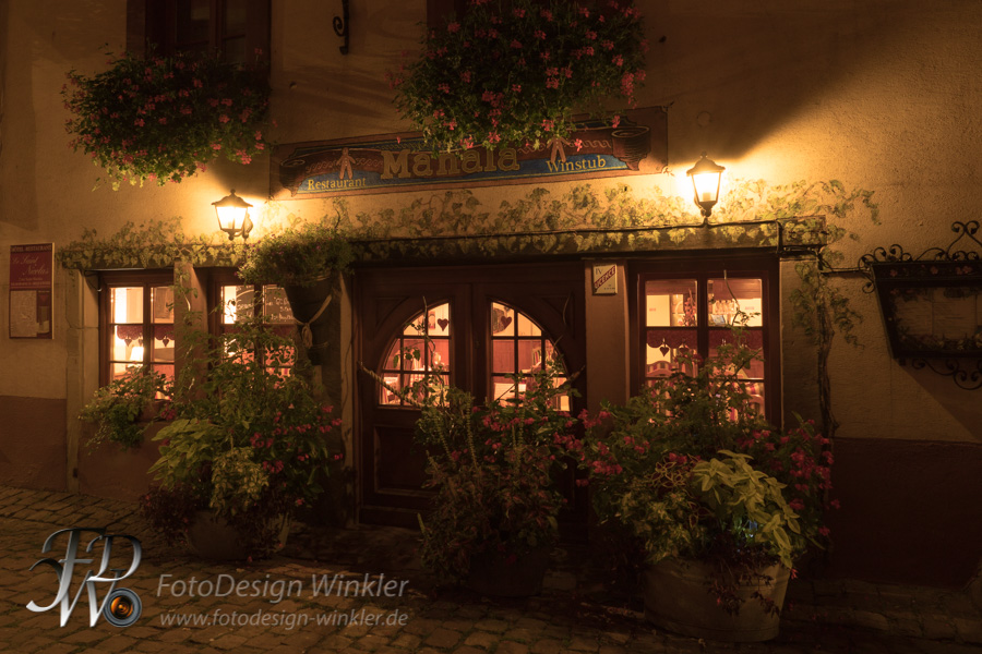 Impressionen aus Riquewihr bei Nacht