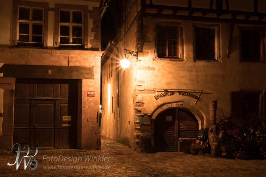 Impressionen aus Riquewihr bei Nacht