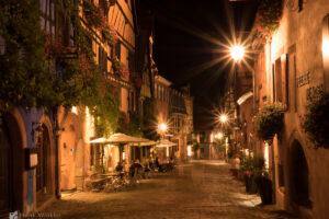 Impressionen aus Riquewihr bei Nacht